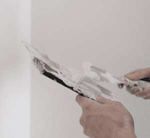 Differences Between Plastering and Skimming