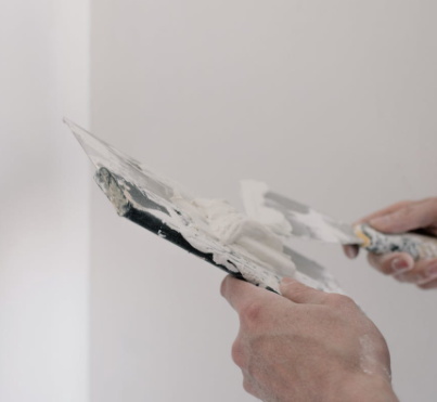  Differences Between Plastering and Skimming